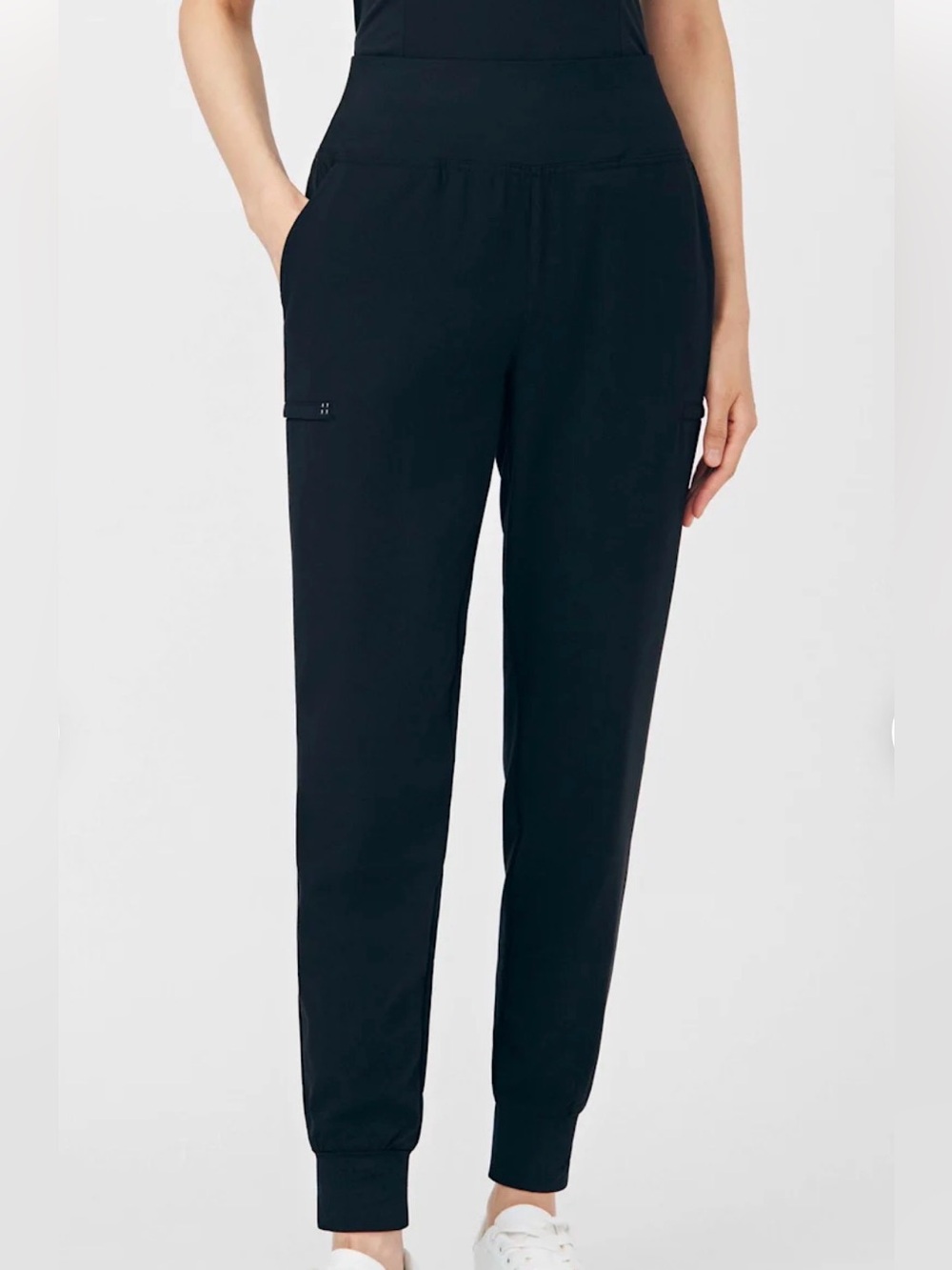 NWT CRFT by White Cross 6-Pocket Knit Waist Jogger Scrub Pants Women M Black Reg